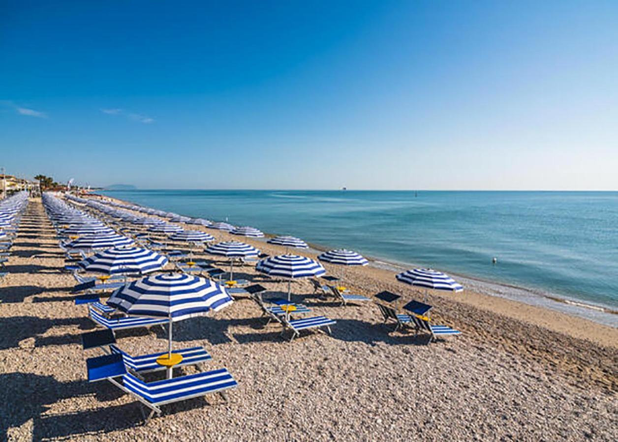 Apartament Casa Lilly Porto SantʼElpidio Zewnętrze zdjęcie